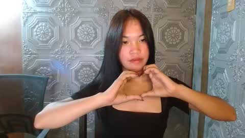 baninay810654 online show from October 5, 8:05 pm