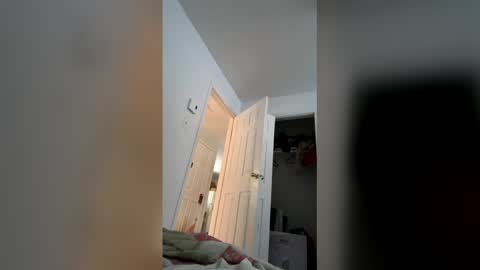 banirtrisco online show from February 21, 1:14 pm