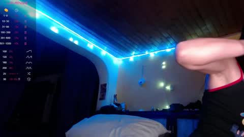 lilithgreen7 online show from April 14, 9:01 am