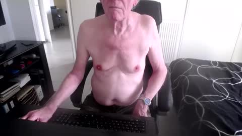 barbapapa73508870 online show from February 23, 4:02 pm