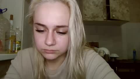 barbie___girl online show from March 2, 7:31 pm