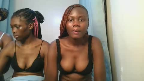 queen online show from November 10, 9:39 pm