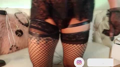 barbiefox_ online show from November 29, 3:41 pm