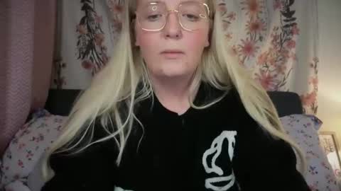 barbiegirl966 online show from January 17, 9:23 pm