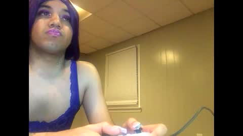 Snapshot of barbiegutzfan3 chatting on September 27, 5:05 am Tsbaby301 online show from September 27, 5:05 am