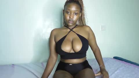 Snapshot of barbiemel_ chatting on October 18, 1:10 am Mel online show from October 18, 1:10 am