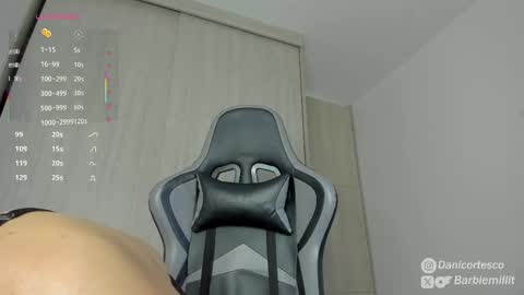 Snapshot of barbiemillit chatting on March 7, 2:57 am barbiemillit online show from March 7, 2:57 am