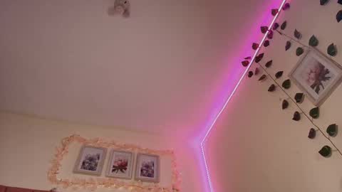 barbiie_98 online show from February 19, 8:30 pm