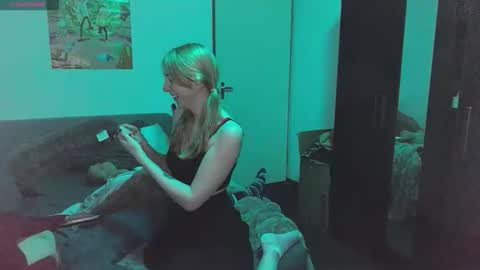 baseddutch online show from March 21, 1:00 am