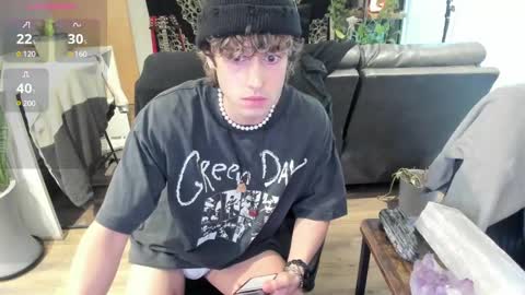 ryan online show from December 7, 8:33 pm