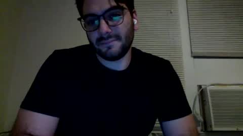 yooitsbasil online show from September 28, 3:37 am