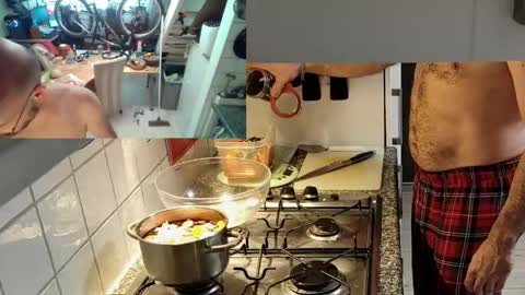 bazzz_8 online show from April 9, 4:12 pm