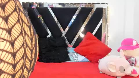 Snapshot of bbesitaquenn chatting on January 3, 11:44 pm BBesitaQuen 18 latina ass lovense cum lush online show from January 3, 11:44 pm