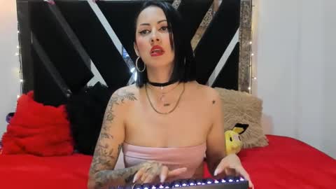 Snapshot of bbesitaquenn chatting on January 8, 3:19 am BBesitaQuen 18 latina ass lovense cum lush online show from January 8, 3:19 am
