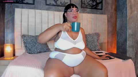 Bbwlatina01 online show from February 2, 12:12 pm