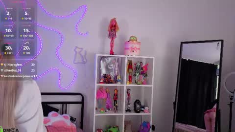 bbybee lin online show from July 27, 5:38 am
