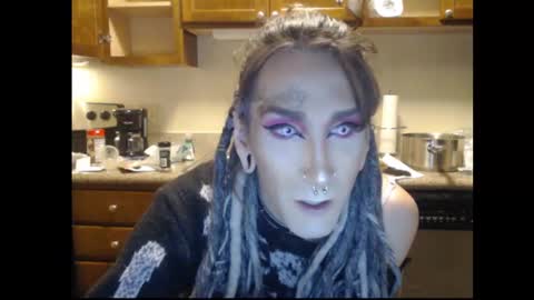 Kittie online show from December 13, 10:08 am
