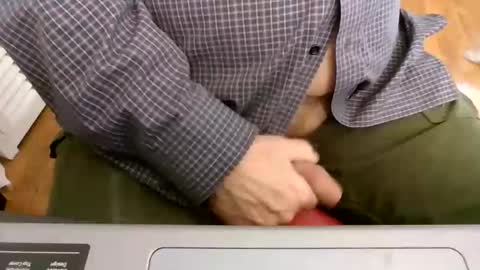 beara_cuda online show from February 18, 8:08 pm