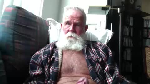 beardbushy online show from March 21, 5:39 pm