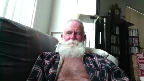 Snapshot of beardbushy chatting on September 22, 6:23 pm beardbushy online show from September 22, 6:23 pm