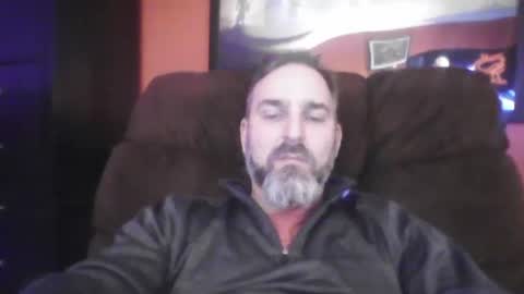 beardedambition online show from December 3, 10:01 pm