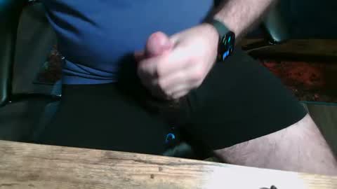 Snapshot of bearscar84 chatting on February 8, 5:29 pm bearscar84 online show from February 8, 5:29 pm