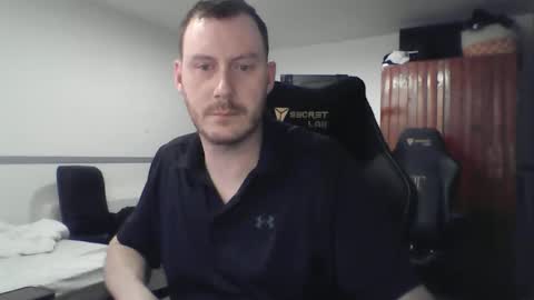 beastyboyxx online show from April 11, 6:40 am