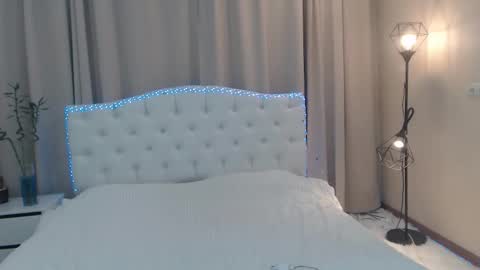 beataangel online show from March 4, 7:38 am