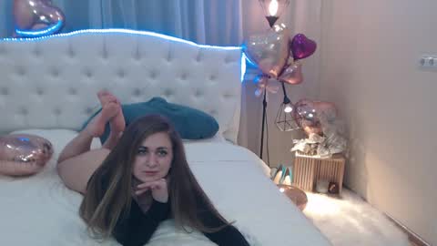 beataangel online show from February 19, 1:39 pm