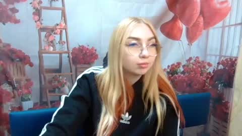 BeatriceFlyy online show from May 2, 1:50 pm