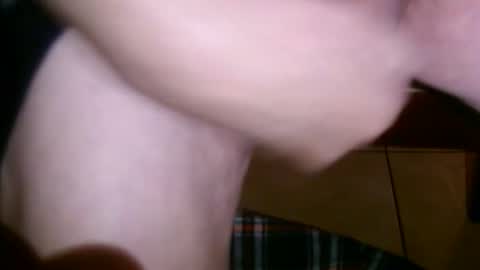 Snapshot of beaugland950 chatting on October 19, 9:08 pm beaugland950 online show from October 19, 9:08 pm
