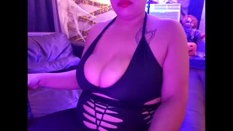 Snapshot of beautifull_sin69 chatting on October 19, 6:40 am MONSTAHEAD69 online show from October 19, 6:40 am