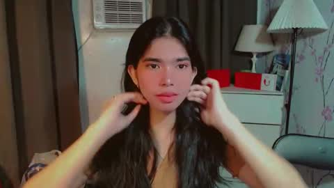 TRIXIE online show from February 18, 2:33 am