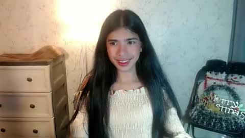 TRIXIE online show from December 19, 2:12 pm