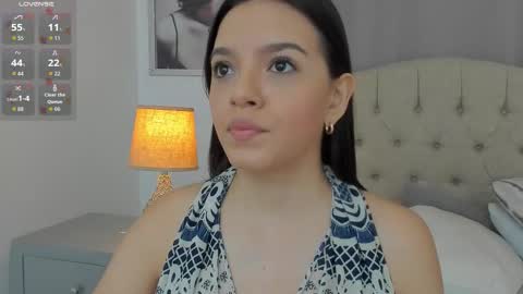Snapshot of beautyari_ chatting on October 6, 12:34 pm Ariana Reyes online show from October 6, 12:34 pm