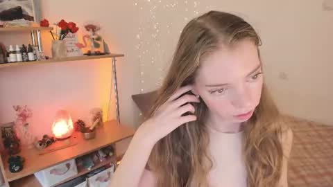 Eliise online show from August 3, 9:04 am