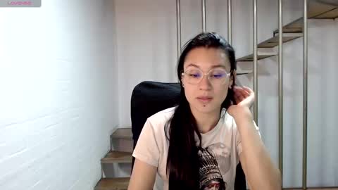 Snapshot of beckdymon chatting on March 7, 4:12 am Daniela online show from March 7, 4:12 am