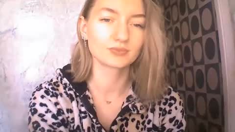 BeckiXJewel online show from February 23, 12:16 pm