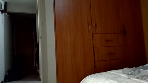 BECKY BOO  online show from June 27, 2:39 am