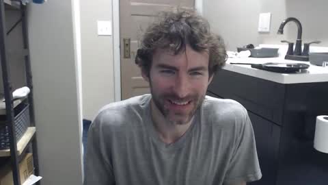 bedghost  online show from January 18, 5:27 am