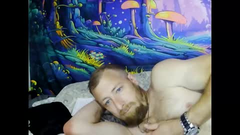 Snapshot of beercanthickness chatting on October 4, 7:33 pm Dunkindaddy online show from October 4, 7:33 pm