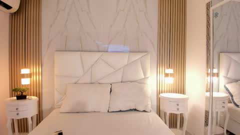 Bela online show from December 15, 7:10 pm