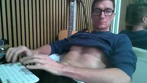 SexFriendFrance online show from January 7, 10:31 am