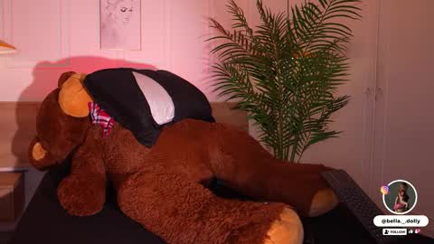    online show from October 20, 4:12 pm