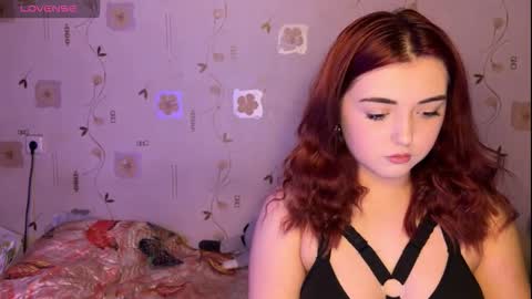 bella_and_alice online show from February 9, 5:38 pm