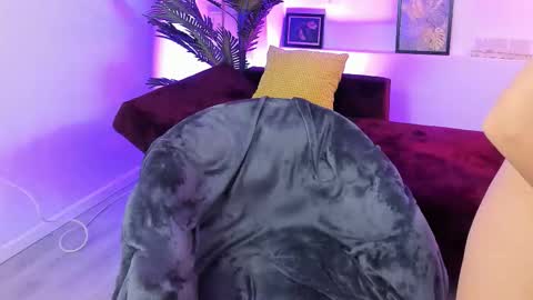 Bella online show from January 9, 5:57 am