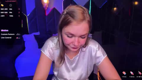 Bella online show from November 13, 9:12 am