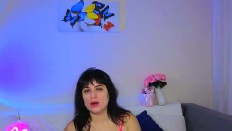 Bella online show from October 8, 7:31 pm