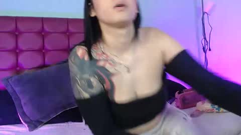 Valentina online show from March 27, 1:45 pm