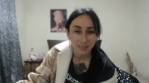 bella_luna34 online show from March 26, 3:56 am
